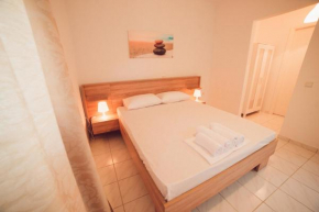  Nerina Studios  Элломенос